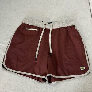 Vuori 5” Inseam Banks Shorts Size Small